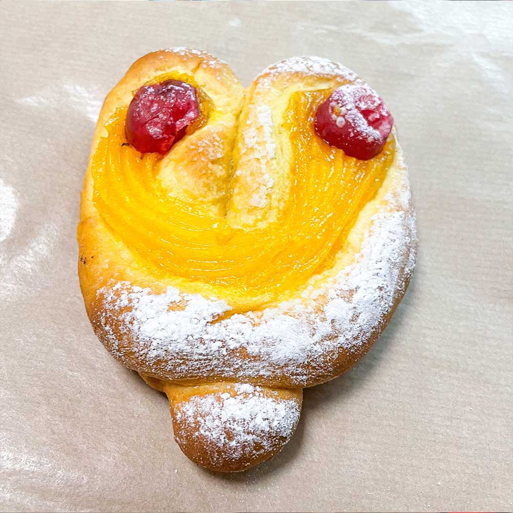 Sorridente padaria e pastelaria do bonfim em guarda